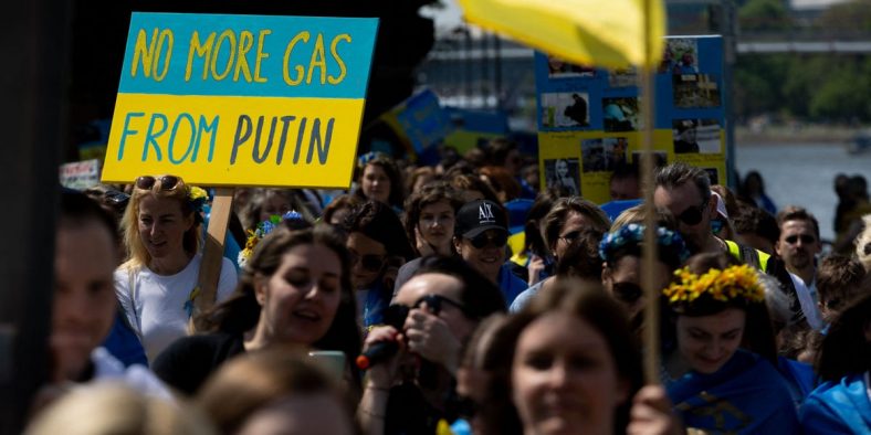 Germany May Delay a Planned Exit From Nuclear Energy on Russia Gas Cut