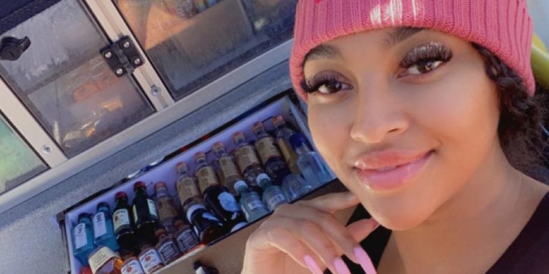 I’m a Cart Girl on a Golf Course. I Wear Pigtails to Get More Tips.