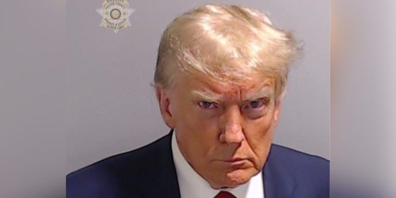 Donald Trump’s Mugshot Shows He’s Ready to Fight, Fear: Body Language Expert