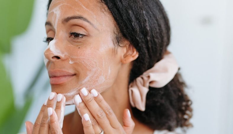 5 Signs Your Skin Barrier Is Damaged And How To Fix It
