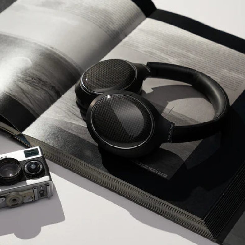 Noise-Cancelling Headphones on a Budget for Concentrated Studying
– PHIATON