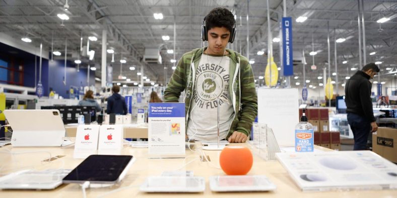 Laptops Not Innovative Enough for Shoppers to Upgrade